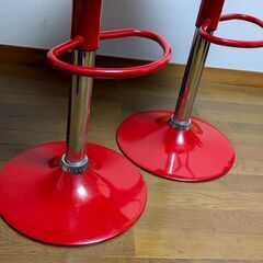 可愛いレッドカラーのカウンターチェア☆高さ調整可能☆美品 インテリア 家具家電出品中【おまとめ2万円以上で送料無料】熊本限定の画像