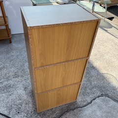 カラーボックス　収納棚　収納ボックス　扉付き【横42.2奥30高88】の画像