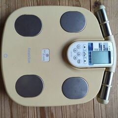 OMRON・体脂肪体重計