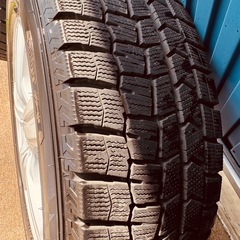 ヤリスクロス アルミホイール WINTER MAXXスタッドレスタイヤ4本セットの画像