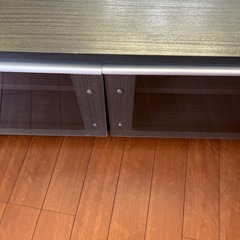テレビボードの画像