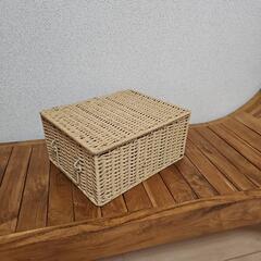 【取引中】フタ付きカゴ　布張り　収納　
