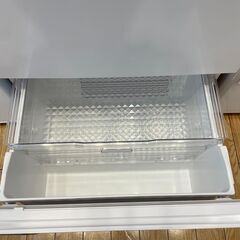 【1年保証付】6ﾄﾞｱ冷蔵庫　HITACHI　2022年製【ﾄﾚﾌｧｸ桶川店】の画像