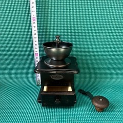 レトロなコーヒーミルセットの画像