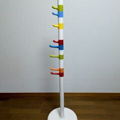 可愛いクローキング☆美品子供用バッグ、帽子、洋服掛けに☆ワードローブ IKEA KROKIG中古家具【おまとめ2万円以上で送料無料】熊本限定の画像