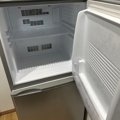 AQUA2ドア冷蔵庫 137L 2015年製 の画像