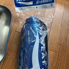 ポカリ缶
の画像