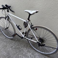 ロードバイク自転車の鍵付きの画像