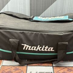 【中古】マキタ Makita CL184D 充電式クリーナー ケース・ノズル・紙パック付き【ハンズクラフト佐賀】の画像