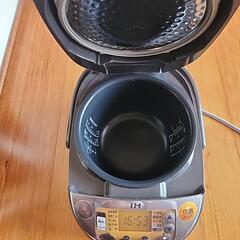 【取り引き決定】ZOJIRUSHI炊飯器の画像