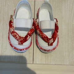 子供　靴の画像