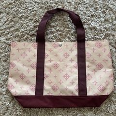 新品　russet /ラシット トートバッグ モノグラム柄の画像