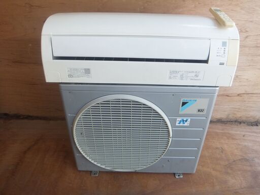 エアコン2.2K　６畳～８畳用　２０16年　100V　1ヶ月保証　標準取付工事込 エアコン2.2K 6畳～8畳用 2016年 100V 1ヶ月保証 標準取付工事込