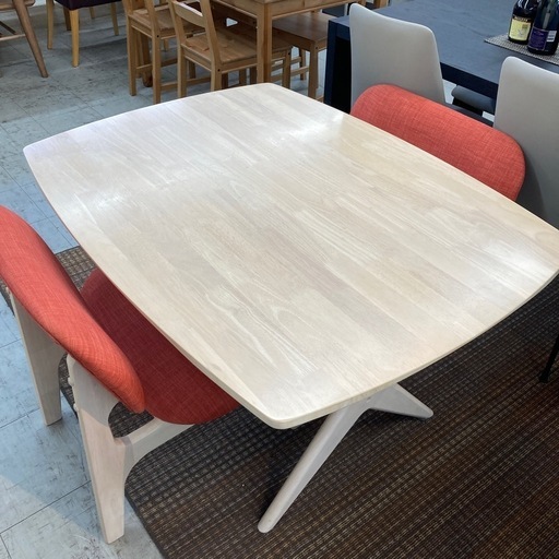 ニトリ　リラックスワイドダイニング3点セット