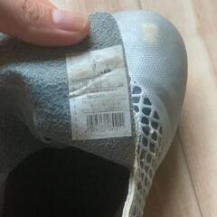 Puma Future スパイクシューズ シルバー/ネイビーの画像