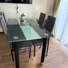 ダイニングテーブルセットの画像