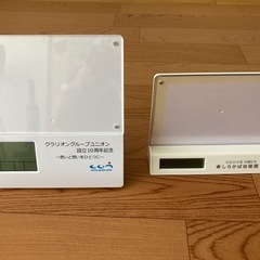 フォトフレーム付き置き時計2個の画像