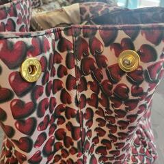 プラダバックの画像