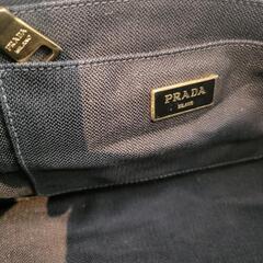 プラダバックの画像