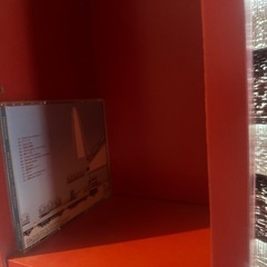 【無料】IKEA収納棚（赤）★高さ200cm／スリムで省スペースの画像