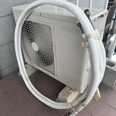 東芝　エアコン　2019年製造　RAS-F221M(W)の画像