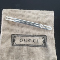 GUCCIネクタイピン