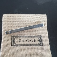GUCCIネクタイピンの画像