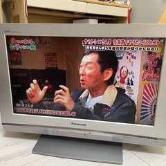 テレビ　Panasonic ビエラ　26型の画像