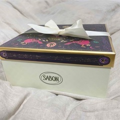 SABON gift boxの画像