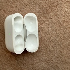第一世代AirPods Pro ケース ホワイトの画像
