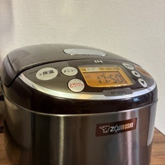 象印　IH炊飯器の画像