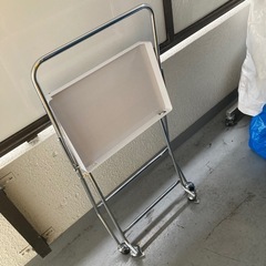 ワゴン　の画像