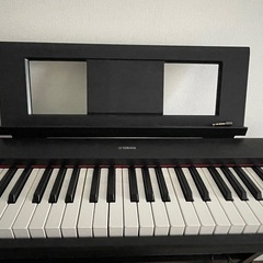 【無料】YAMAHA 電子ピアノ NP-32（スタンド付き）の画像