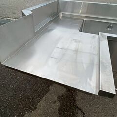 ステンレス製 ソイルドシンク L型 W1250×D1220×H830 1槽シンク 厨房 厨房機器 食洗機用シンク 店舗用品 ステンレスシンク 状態良好 Y1854の画像
