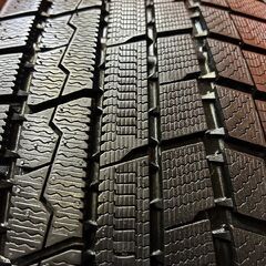 【走行短め】TOYO Winter TRANPATH TX 225/65R17 17インチ スタッドレス 4本 21年製 40アルファード 40ヴェルファイア レクサスLM (KTO442)の画像