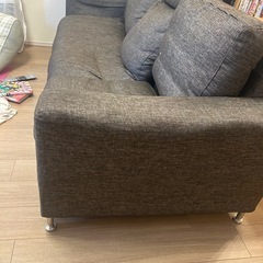 【決まりました】3人掛けソファの画像
