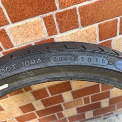 165/40R17  
2本の画像