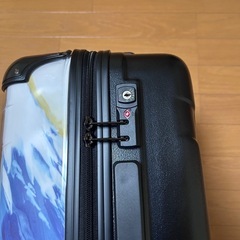 【限定品】キャラートスーツケース 機内持込 古屋育子 mt.Fuji2 31Lの画像