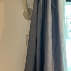 カーテンの画像