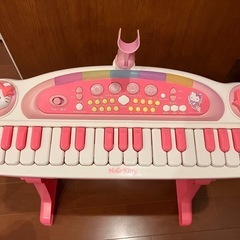 ハローキティ　うたえるキーボードの画像