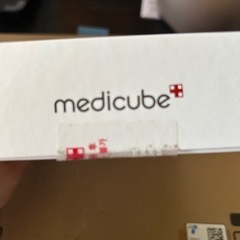 「MEDICUBE（メディキューブ）」家庭用美顔器「AGE-R DEVICE ATS AIR SHOT（ダーマエアショット）」の画像