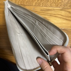 薄い長財布　本革　カード6枚入りますの画像