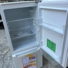 配達可【ヤマダ】冷蔵庫117L★2022年製 クリーニング済み/6ヶ月保証付き【管理番号11307】の画像