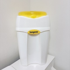 Combi クルルンポイ 紙おむつ処理器 紙オムツポット ゴミ箱   