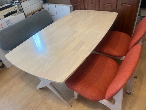 ニトリテーブル椅子セット