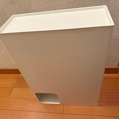 トイレットペーパー収納