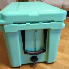 42.5L  クーラーボックスの画像