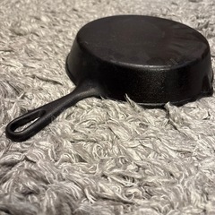 使用1回　スキレット　キャンプ　直径20cmの画像