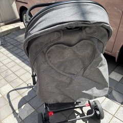 UBRAVOO A型ベビーカー　　　の画像