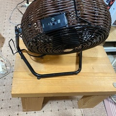和な感じの扇風機の画像